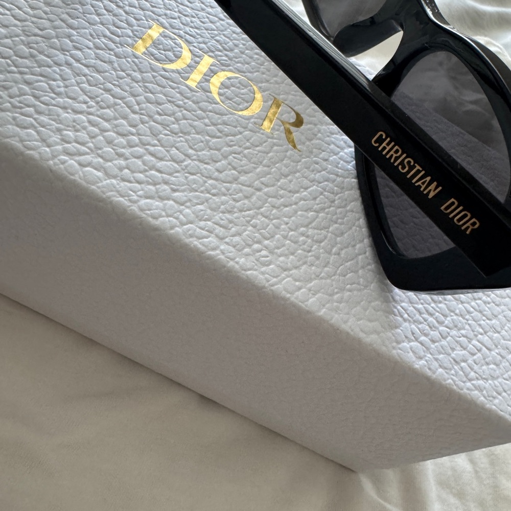 Dior Black Rectangular Sunglasses With Dark Lenses - image 1